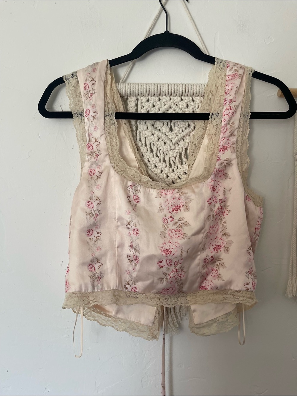 Cotton Candy LA Floral Satin Lace Trim Tie Front Top - Picture 4 of 6